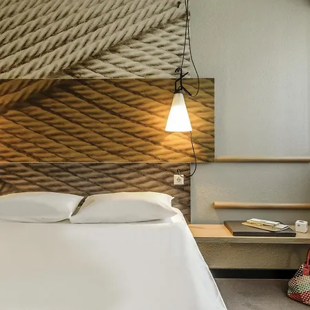 Ibis Centre Petite France Hotel 3*